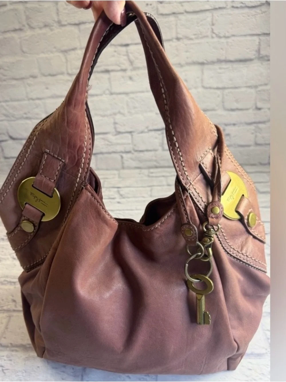 Vintage Fossil Fifty-Four “Blake”Mauve Leather Hobo Bag with Brass Key Charm